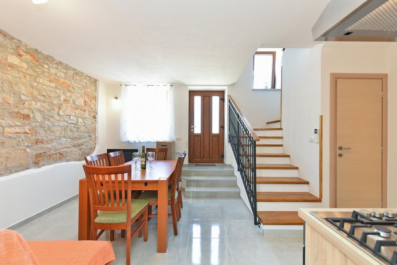 House Bruno 1735 Villa Galižana Buitenkant foto