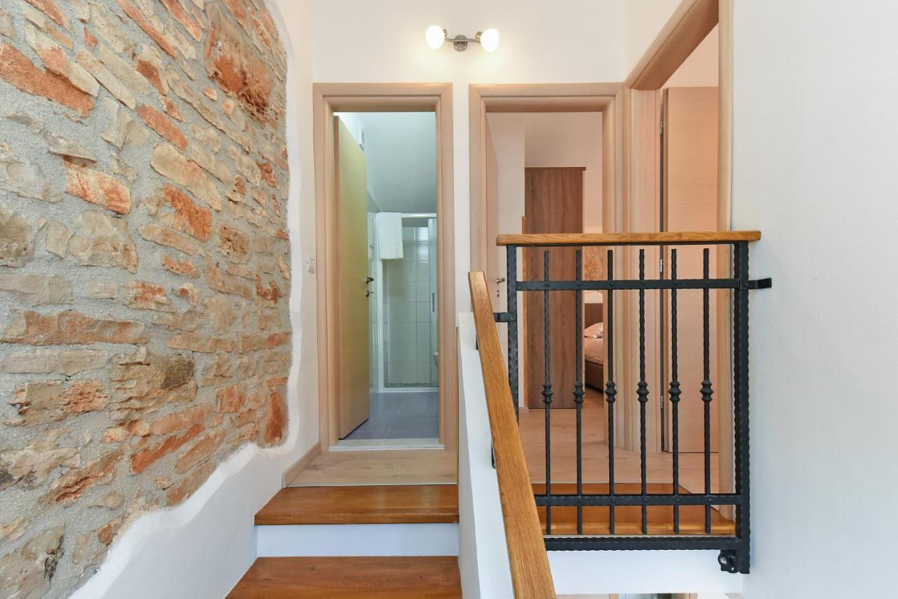 House Bruno 1735 Villa Galižana Buitenkant foto